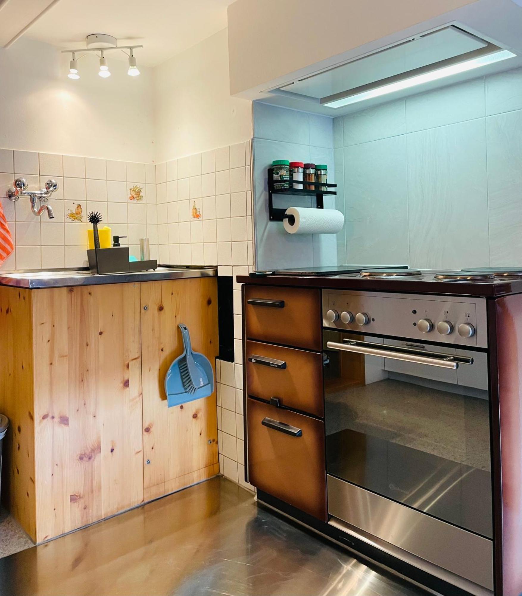 Lovely & Great Equipped Wooden Alp Chalet Flat คันเดอร์ชเตค ภายนอก รูปภาพ
